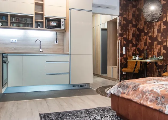 Grand Corvin Apartman *
