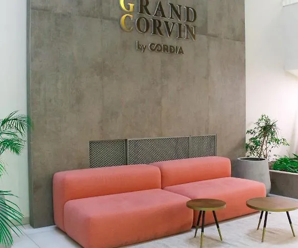 Grand Corvin
