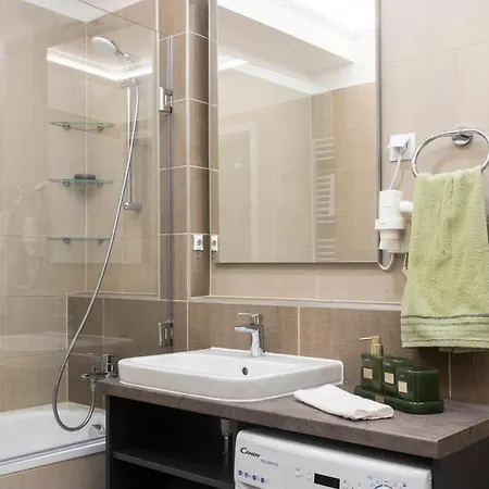 Grand Corvin * Boedapest