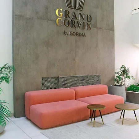 Grand Corvin